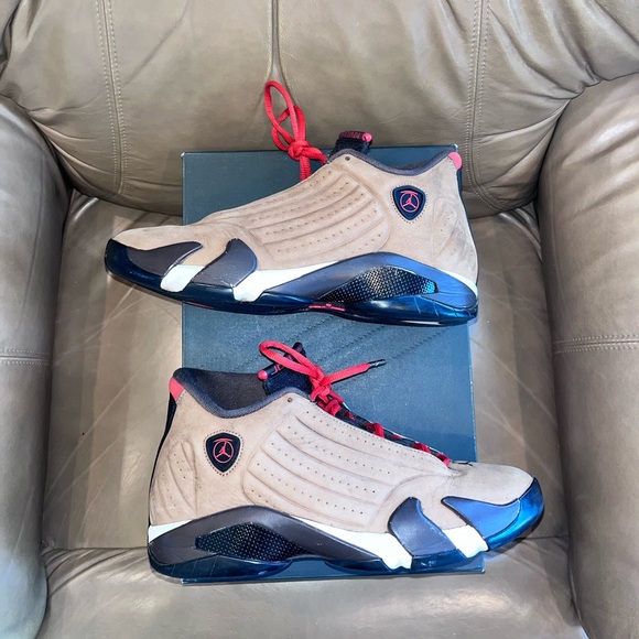 Air Jordan Retro 14 Winterized Mens Sneakers - Picture 1 of 7